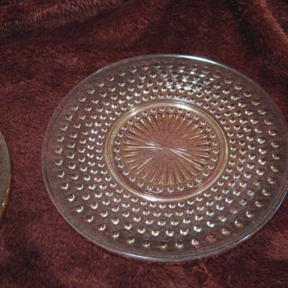 Lot of 2 Lunch Plates Vintage Pink Hobnail Bubble Depression Glass 8 3/8” - Picture 4 of 11